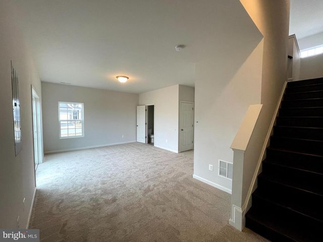 200 NORLAND KNOLL DR, Stephenson, VA 22656