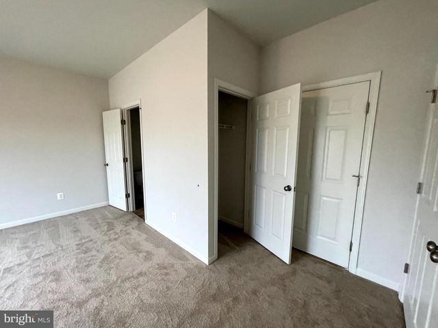 200 NORLAND KNOLL DR, Stephenson, VA 22656