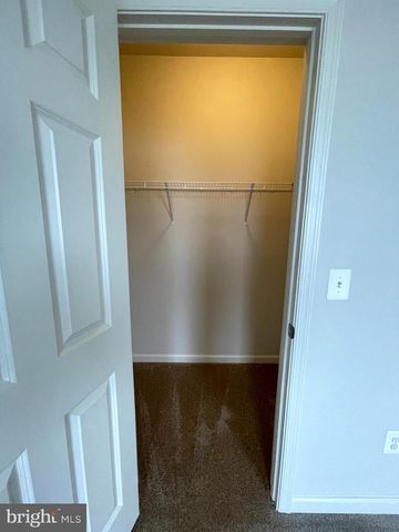 200 NORLAND KNOLL DR, Stephenson, VA 22656