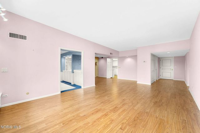 4343 W Bancroft Street, Apt 4g, Ottawa Hills, OH 43615