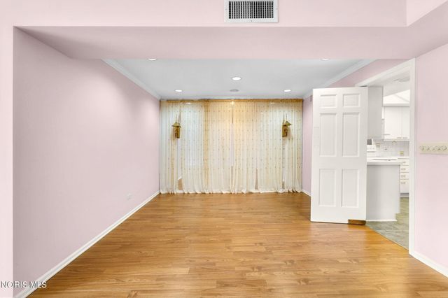 4343 W Bancroft Street, Apt 4g, Ottawa Hills, OH 43615