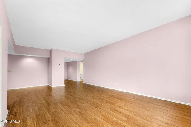 4343 W Bancroft Street, Apt 4g, Ottawa Hills, OH 43615