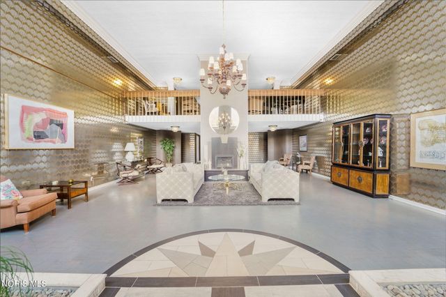 4343 W Bancroft Street, Apt 4g, Ottawa Hills, OH 43615