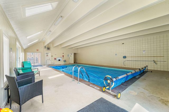 4343 W Bancroft Street, Apt 4g, Ottawa Hills, OH 43615