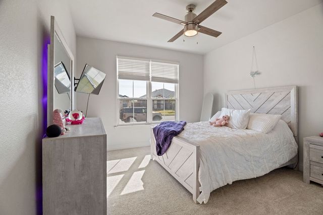 519 Stone Creek Dr, Coahoma, TX 79511