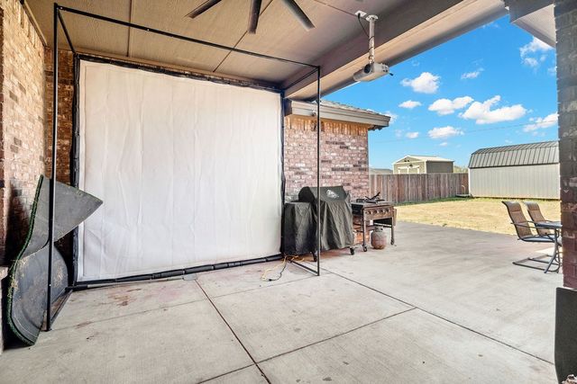 519 Stone Creek Dr, Coahoma, TX 79511