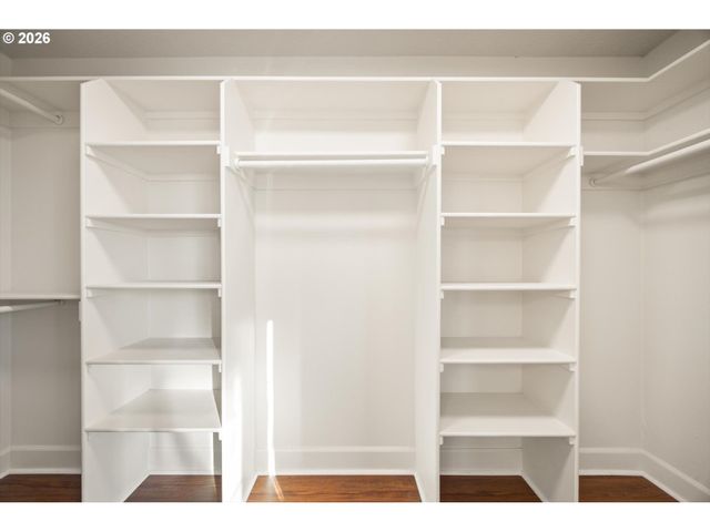 10248 Se NICOLE Loop, Happy Valley, OR 97086