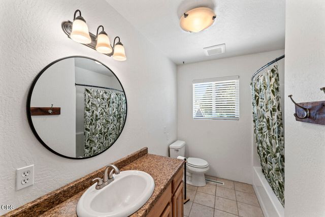 235 Larkin Road, Grants Pass, OR 97527
