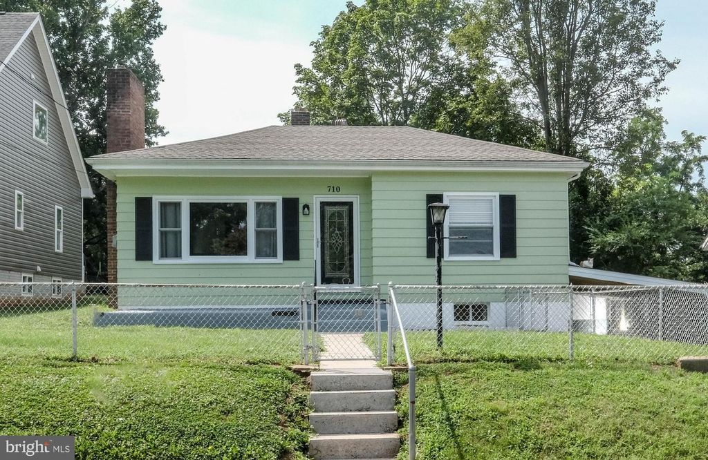 710 RIVER DR, Front Royal, VA 22630