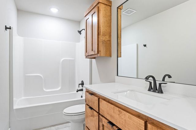 491 S Happy Hollow, Fayetteville, AR 72701