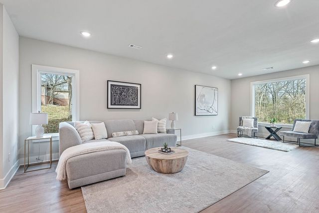 491 S Happy Hollow, Fayetteville, AR 72701