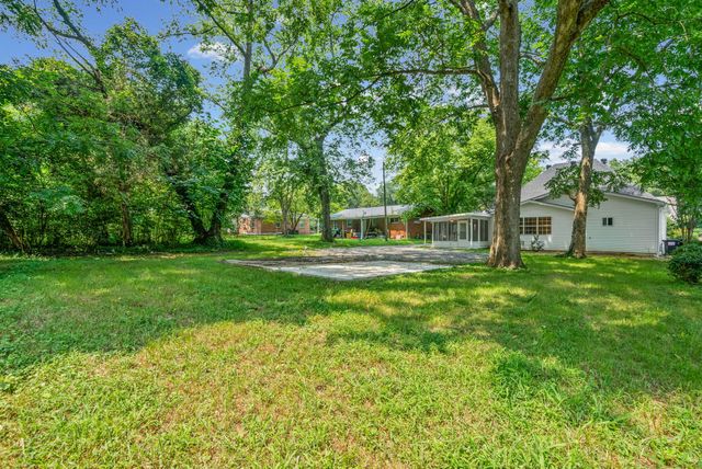 363 Third St, Guthrie, KY 42234