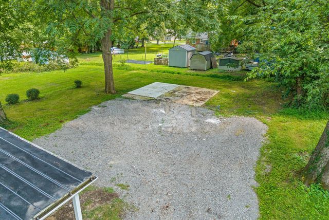 363 Third St, Guthrie, KY 42234