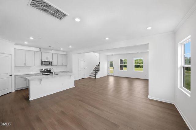 293 Beachcomber Drive, Lillington, NC 27546