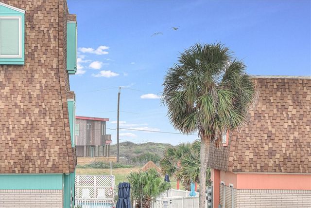 622 N Palimino Dr, Port Aransas, TX 78373