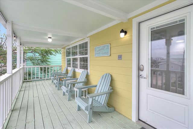 622 N Palimino Dr, Port Aransas, TX 78373