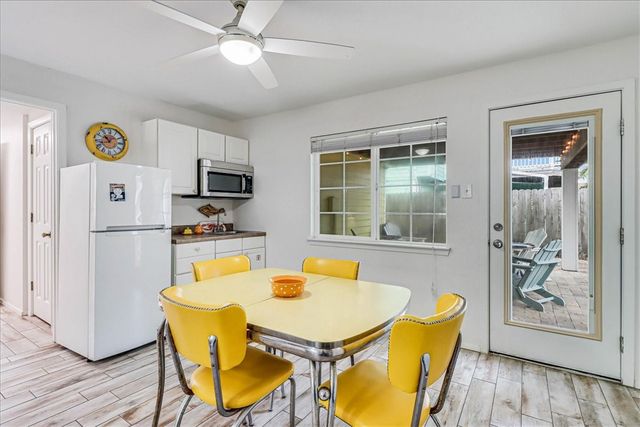 622 N Palimino Dr, Port Aransas, TX 78373