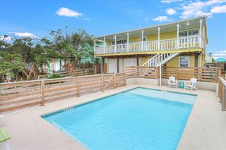 622 N Palimino Dr, Port Aransas, TX 78373