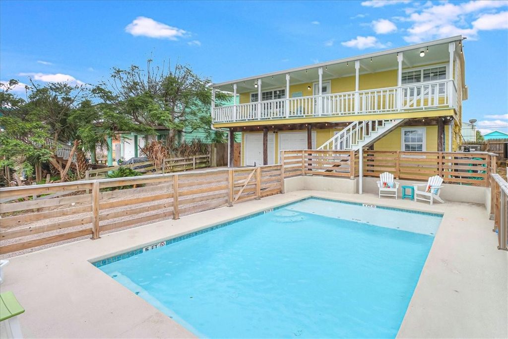 622 N Palimino Dr, Port Aransas, TX 78373