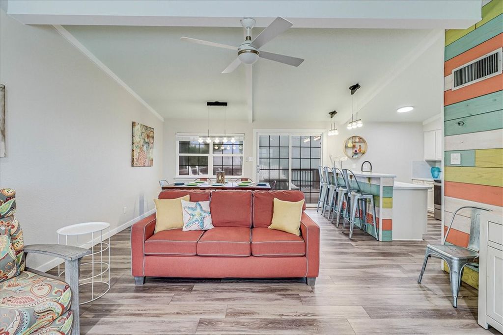 622 N Palimino Dr, Port Aransas, TX 78373 — photo 4