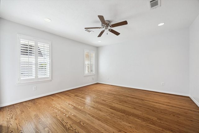 6335 Waltway Drive, Houston, TX 77008