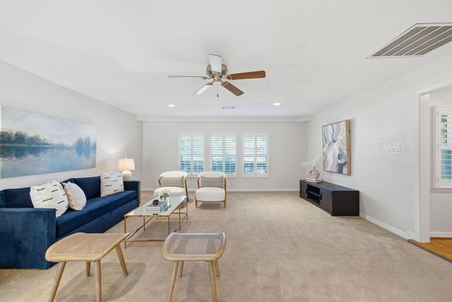 6335 Waltway Drive, Houston, TX 77008