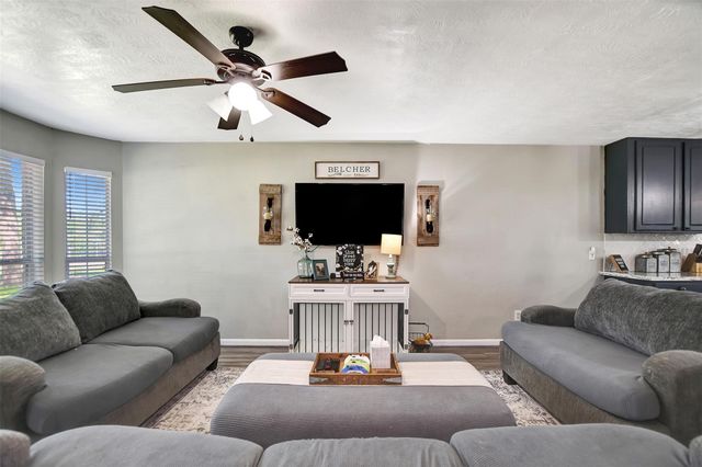 25401 Hunting Trail, Magnolia, TX 77355