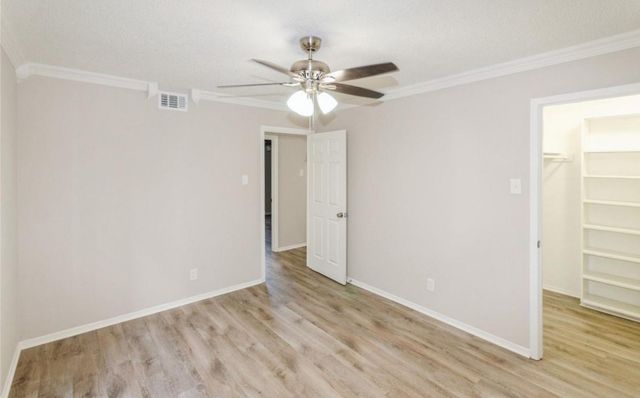 4859 Cedar Springs Road 152, Dallas, TX 75219