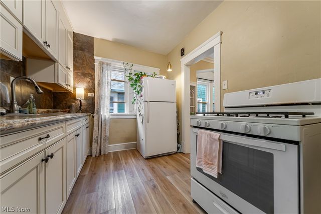 1630 Coventry Road, Cleveland Heights, OH 44118