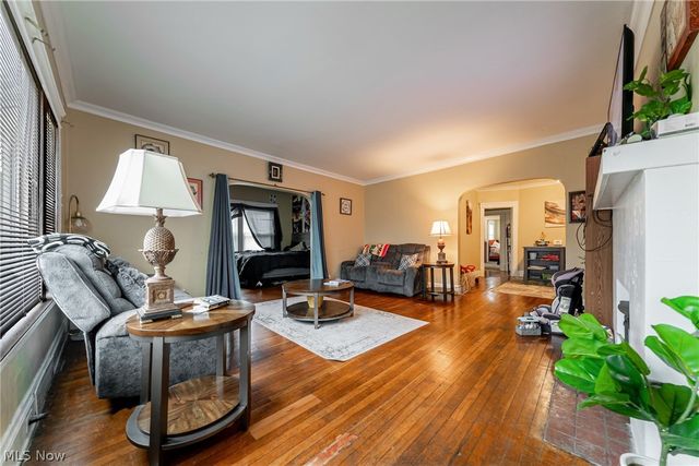 1630 Coventry Road, Cleveland Heights, OH 44118