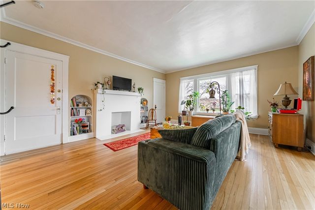 1630 Coventry Road, Cleveland Heights, OH 44118