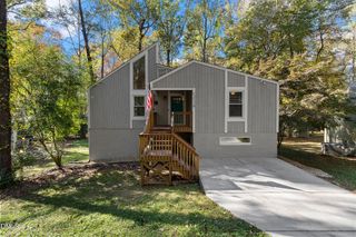 1229 Selwyn Lane, Cary, NC 27511