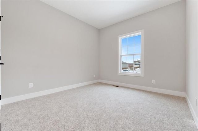 24964 W 94th Place, Lenexa, KS 66227