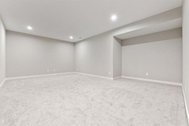 24964 W 94th Place, Lenexa, KS 66227