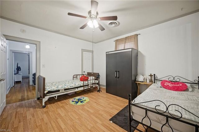 903 Oakwood ST, Norfolk, VA 23523