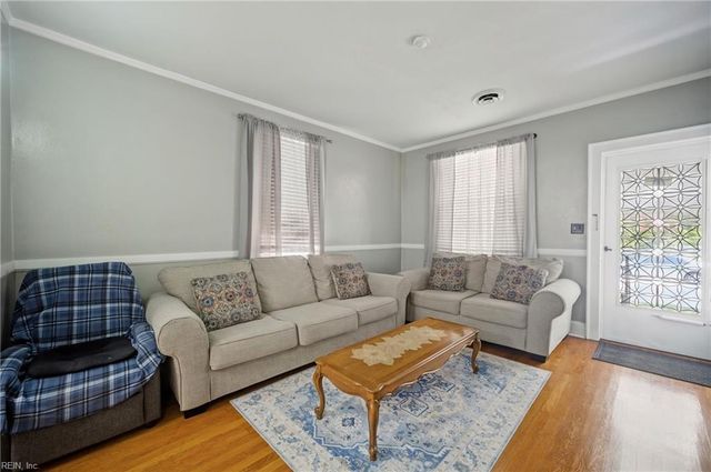 903 Oakwood ST, Norfolk, VA 23523