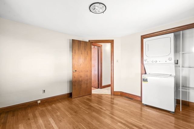 12 Leo Ave, Dracut, MA 01826