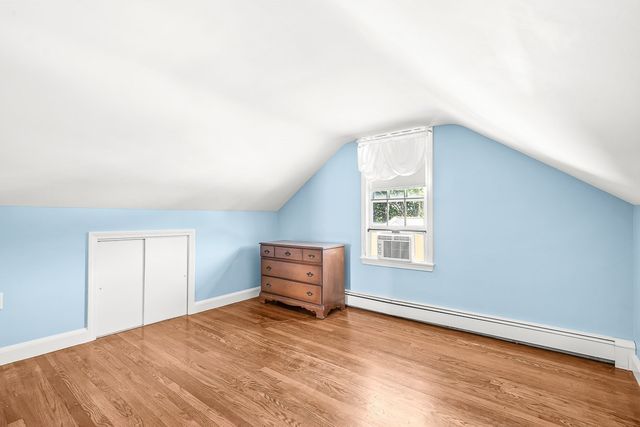 12 Leo Ave, Dracut, MA 01826