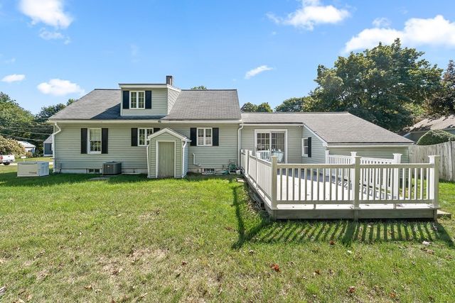 12 Leo Ave, Dracut, MA 01826