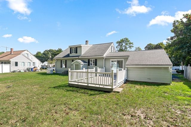 12 Leo Ave, Dracut, MA 01826