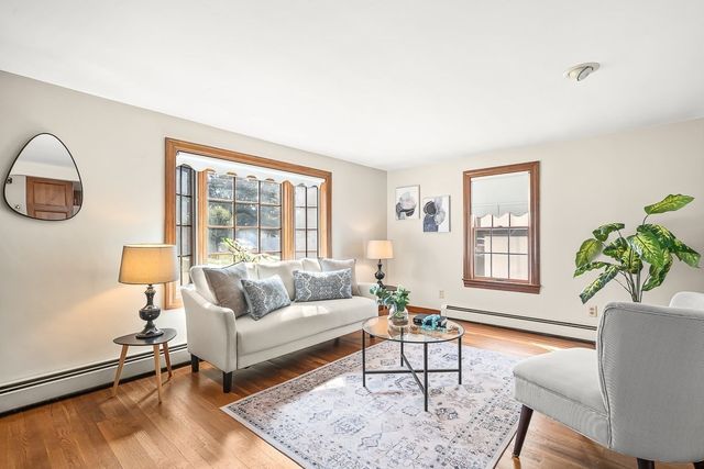 12 Leo Ave, Dracut, MA 01826