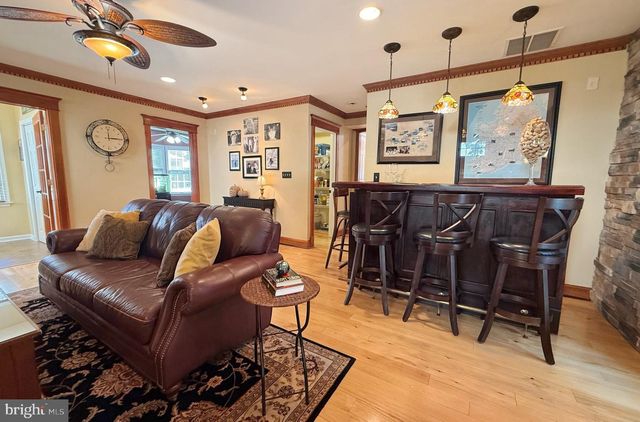 246 WINDING WAY RD, Stratford, NJ 08084