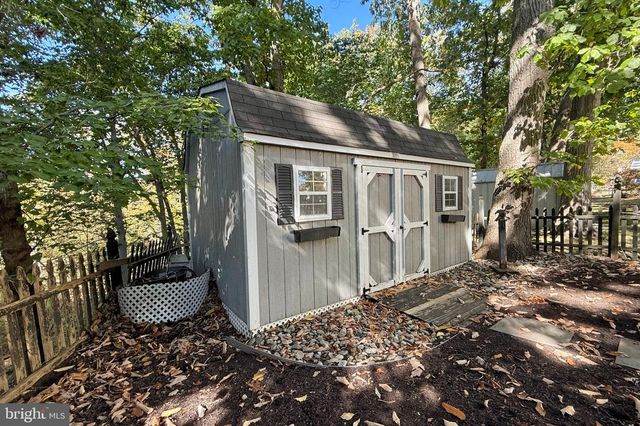 246 WINDING WAY RD, Stratford, NJ 08084