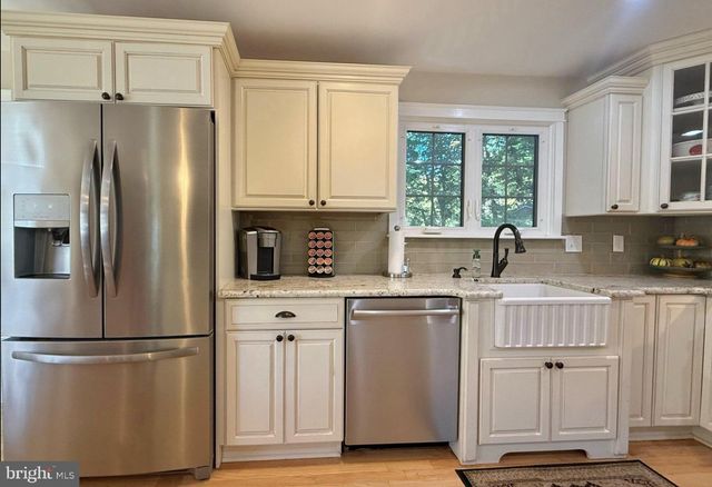246 WINDING WAY RD, Stratford, NJ 08084