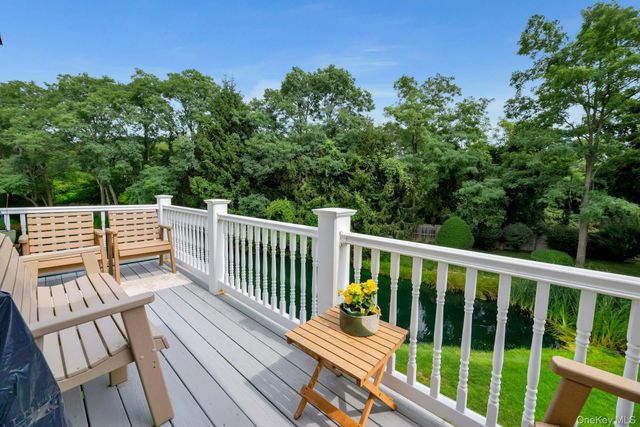 533 Highland Court, Moriches, NY 11955