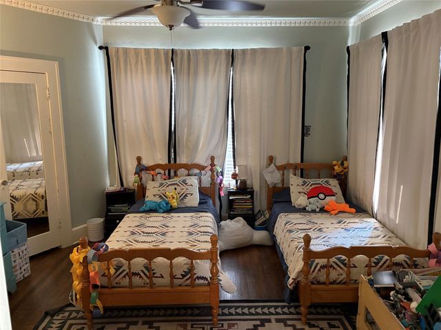 2705 Cockrell Avenue, Fort Worth, TX 76109