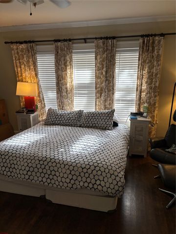 2705 Cockrell Avenue, Fort Worth, TX 76109