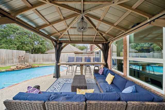 14210 Scarborough Fair Street, Houston, TX 77077