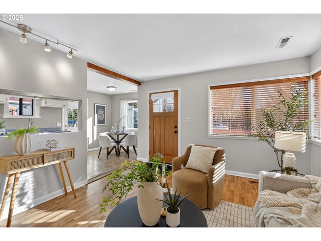 3929 Se 71ST Ave, Portland, OR 97206