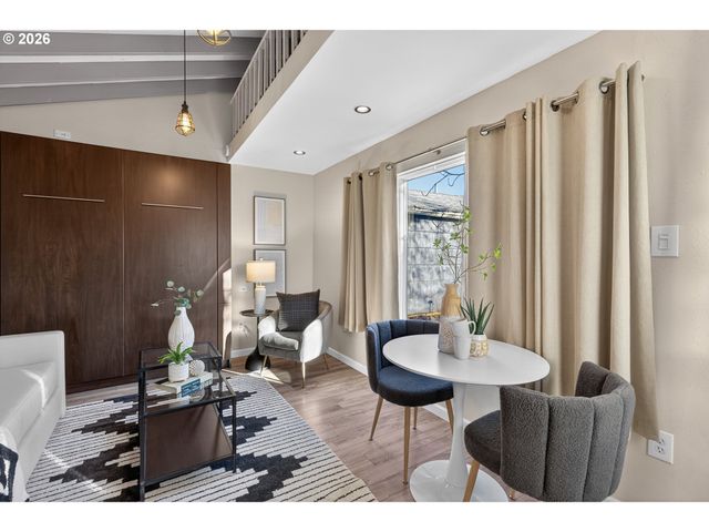 3929 Se 71ST Ave, Portland, OR 97206